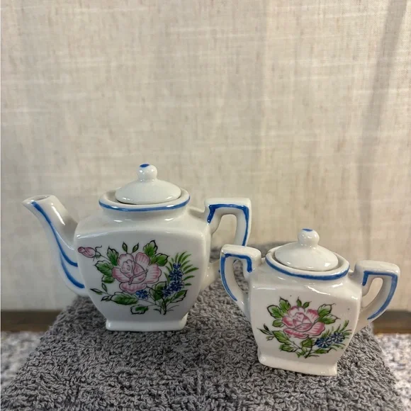 Vintage Miniature Tea Pot Porcelain Made In Japan  7 Piece - Picture 2 of 7